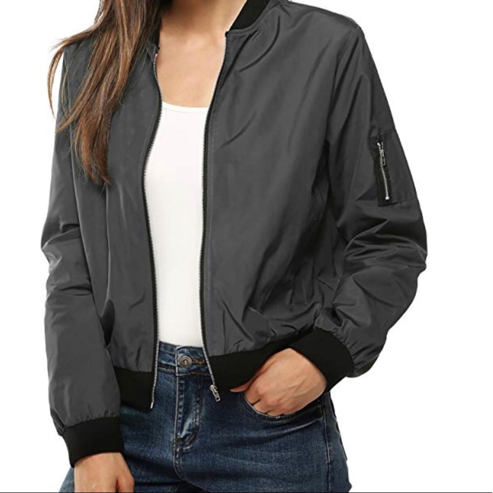 Lady’s grey gray bomber jacket windbreaker